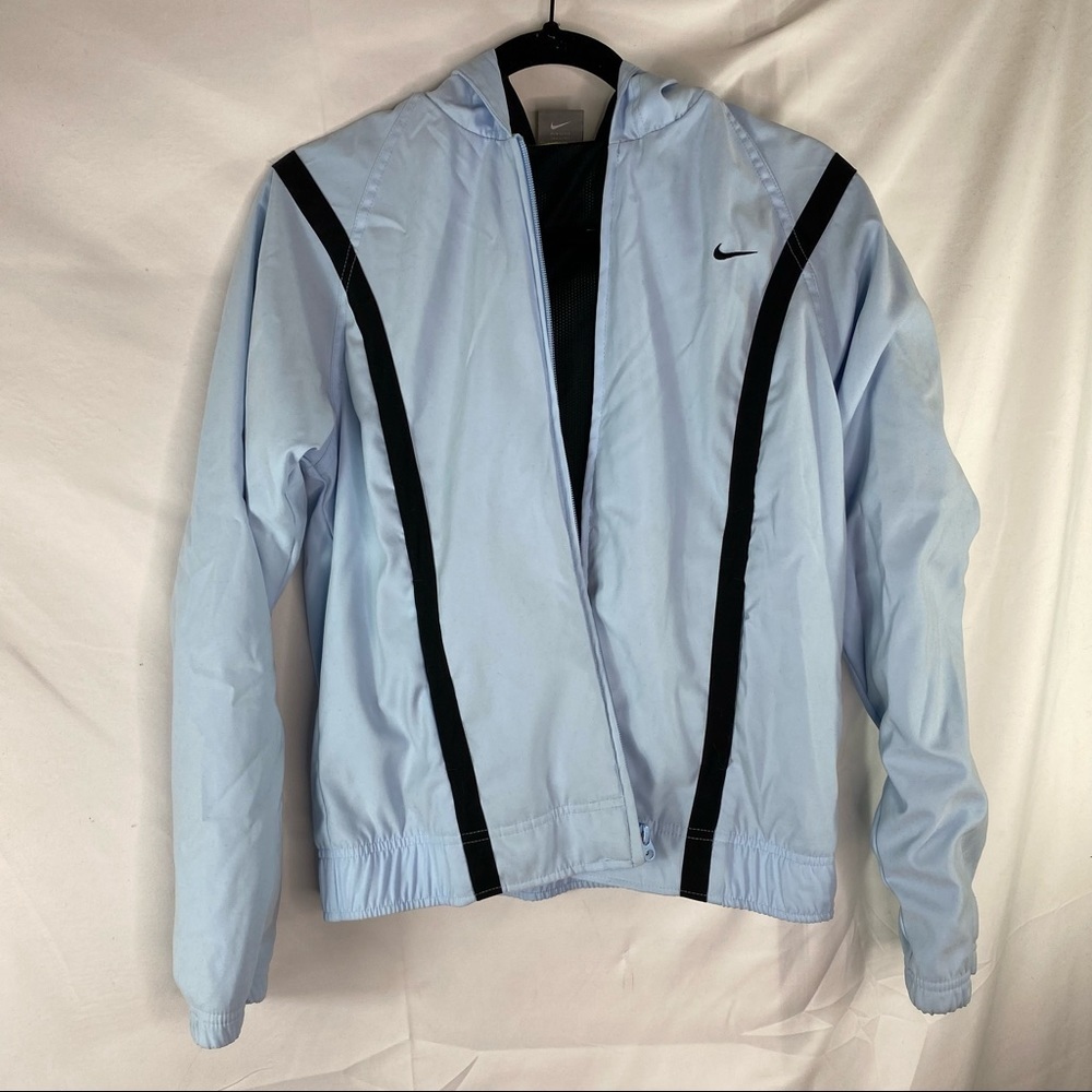 Nike baby blue windbreaker💙🖤